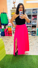 Cargar imagen en el visor de la galería, Skirt Fuschia
